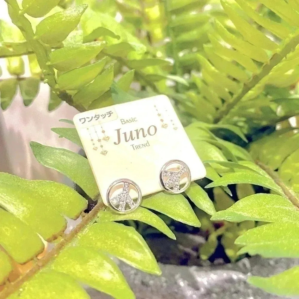 Cute Shining stud earrings. Basic Juno Trend. Made  in Japan 🇯🇵